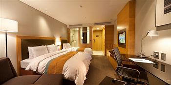 Hidden Bay Hotel 4*