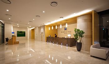 Hidden Bay Hotel 4*