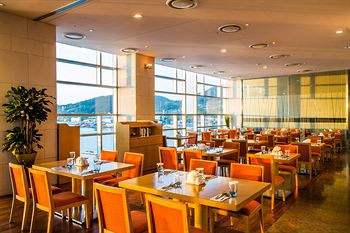 Hidden Bay Hotel 4*