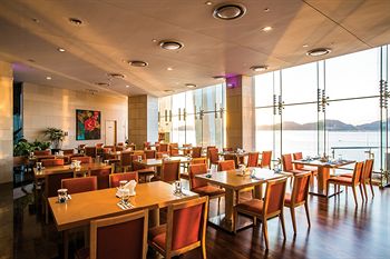 Hidden Bay Hotel 4*