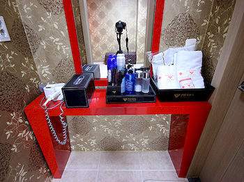 Brown Hotel 2*