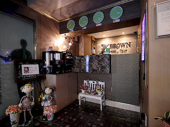 Brown Hotel 2*