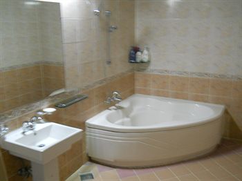 Hotel Millennium 3*