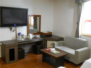 Hotel Millennium 3*
