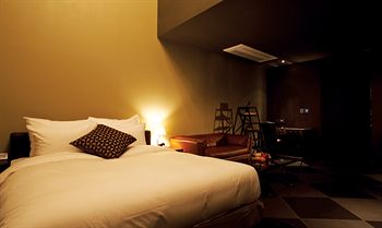Lee Design Hotel 3*