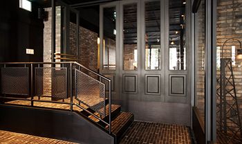 Lee Design Hotel 3*