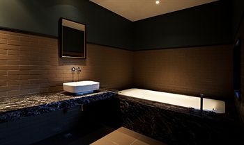 Lee Design Hotel 3*