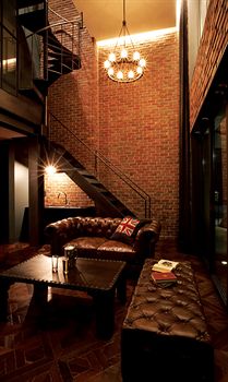 Lee Design Hotel 3*