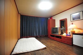 Kyungha Spa Hotel 3*