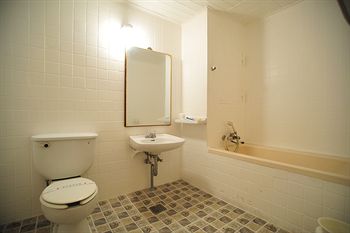 Kyungha Spa Hotel 3*