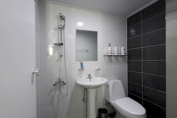 Ekonomy Hotel Incheon 2*