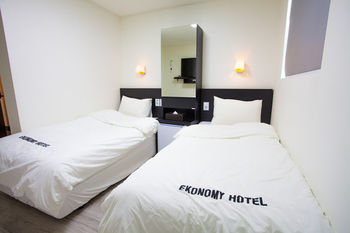 Ekonomy Hotel Incheon 2*