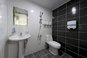 Ekonomy Hotel Incheon 2*