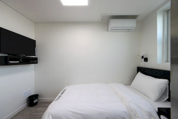 Ekonomy Hotel Incheon 2*