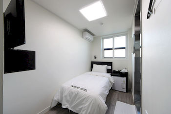 Ekonomy Hotel Incheon 2*