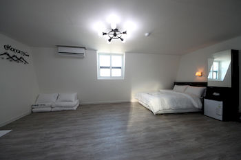 Ekonomy Hotel Incheon 2*