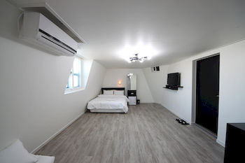 Ekonomy Hotel Incheon 2*