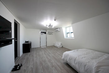 Ekonomy Hotel Incheon 2*