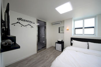 Ekonomy Hotel Incheon 2*