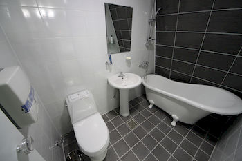 Ekonomy Hotel Incheon 2*