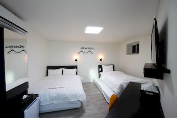 Ekonomy Hotel Incheon 2*