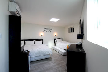 Ekonomy Hotel Incheon 2*