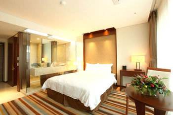 Raon Hotel & Resort 3*