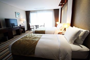 Raon Hotel & Resort 3*