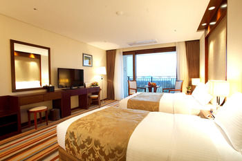 Raon Hotel & Resort 3*
