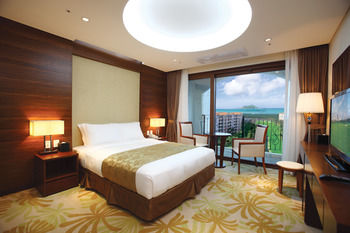 Raon Hotel & Resort 3*