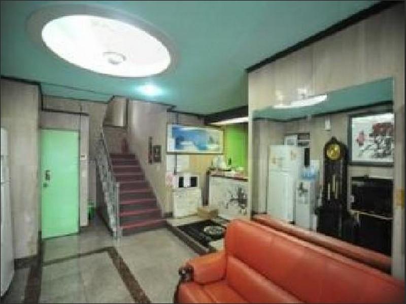 Dongrae Oncheon Hotel 1*