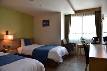 Benikea Hotel Jeju 3*