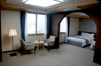 Benikea Hotel Jeju 3*