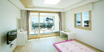 Marine Port Resort 3*