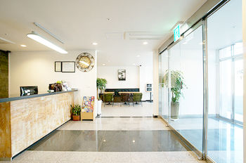 Marine Port Resort 3*