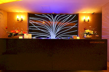 Circle Hotel Seoul 2*