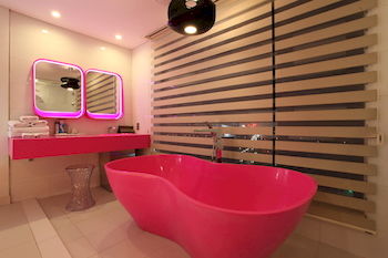Circle Hotel Seoul 2*