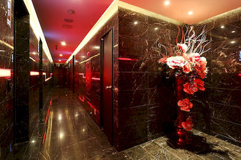 Circle Hotel Seoul 2*