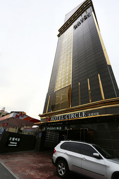 Circle Hotel Seoul 2*