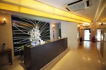Circle Hotel Seoul 2*