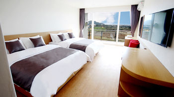 The Four Graces Resort 3*