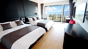The Four Graces Resort 3*