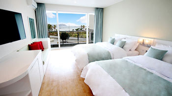 The Four Graces Resort 3*