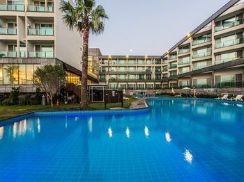 The Four Graces Resort 3*