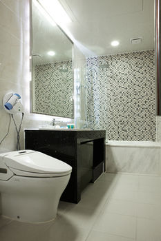 HS Tourist Hotel 3*
