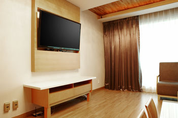 HS Tourist Hotel 3*