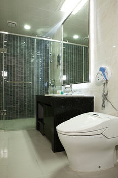 HS Tourist Hotel 3*