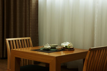 HS Tourist Hotel 3*