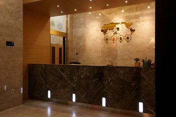 HS Tourist Hotel 3*