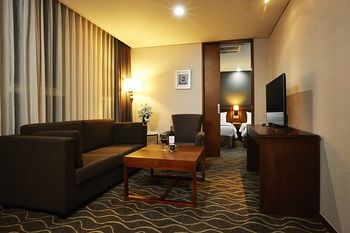 Hotel Square Ansan 4*